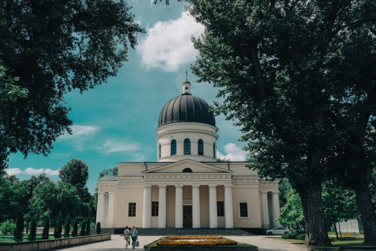 Letenky Kišiňov z Bratislavy