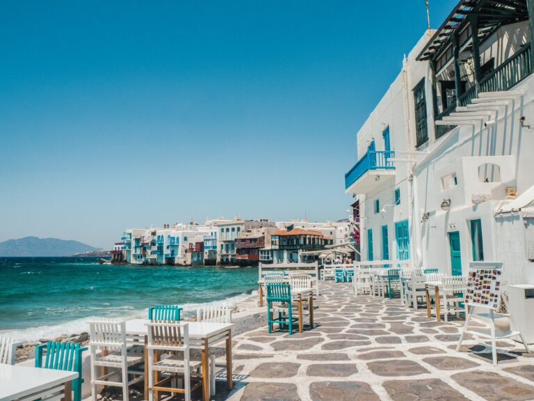 Letenky Mykonos z Bratislavy